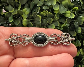 Vintage Jewelry Brooch 1928 Black Cabochon Silver Tone Bar Pin