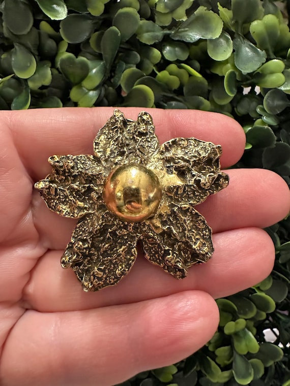 Vintage Jewelry Brooch Signed Zentall Flower Gold Tone Pin