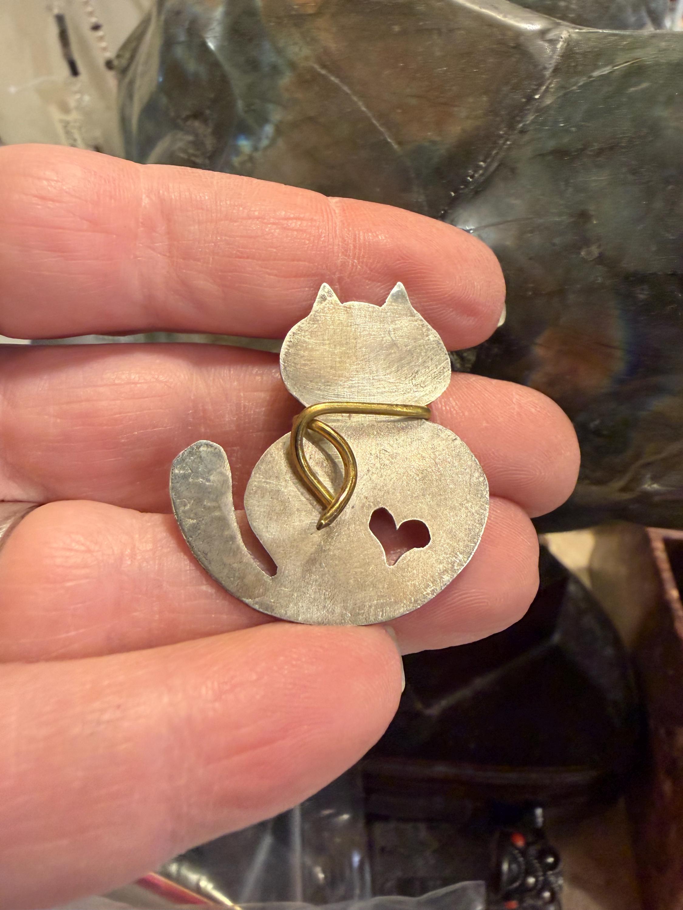 Vintage Jewelry Brooch Adorable Cat With Heart Silver Tone Pin - Etsy