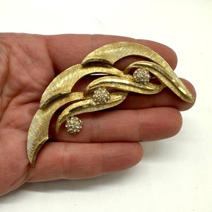 Vintage Jewelry Brooch Beautiful Signed BSK Rhinestone Statement Gold Tone Pin
