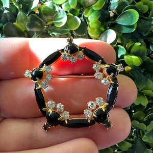 Vintage Rhinestone Brooch: Black & Clear Stones, Gold Tone Pin