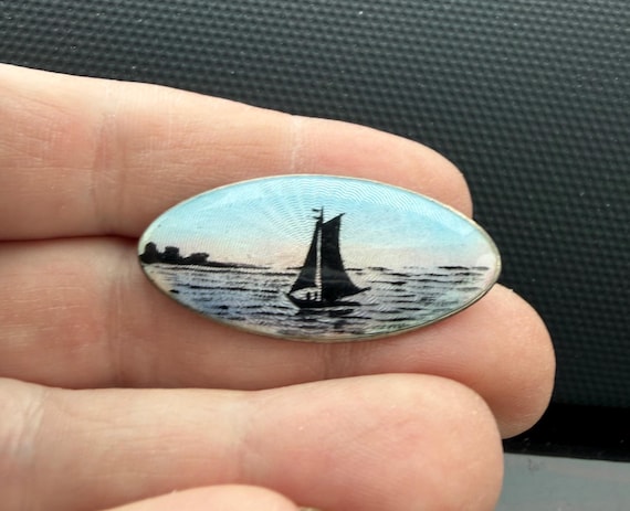 Vintage Jewelry Beautiful Enamel Sailboat Norway Pin Brooch