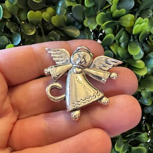 Vintage Jewelry Brooch Adorable Cat Angel Silver Tone Pin