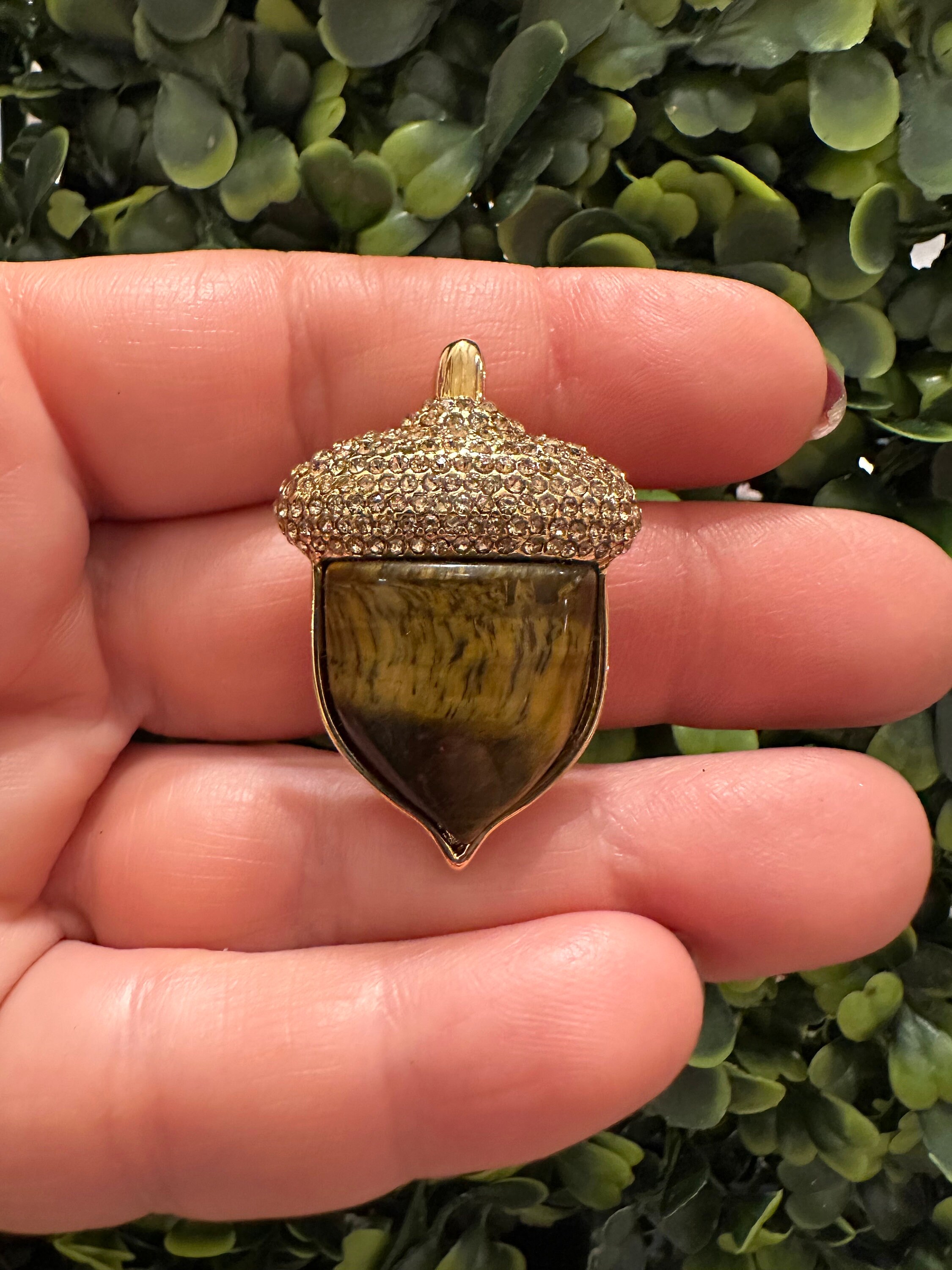 Vintage Jewelry Brooch Gorgeous Lucky Acorn Tigers Eye