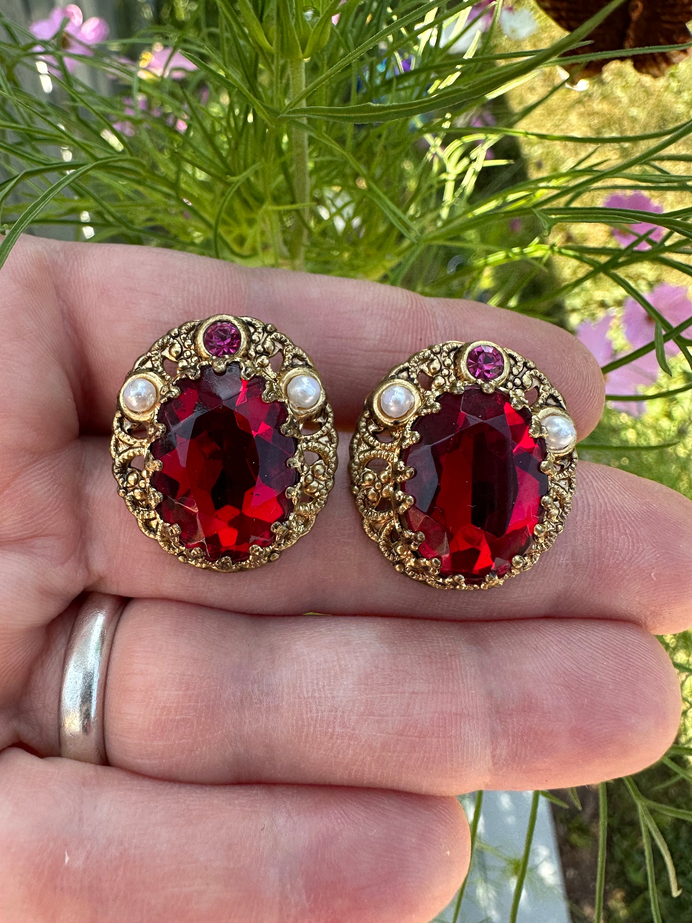 Vintage Western Germany Red Rhinestone Pearl Filigree Gold Tone Clip On Earrings Vintage Western Germany Red Rhinestone Pearl Filigree Gold Tone Clip On Earrings