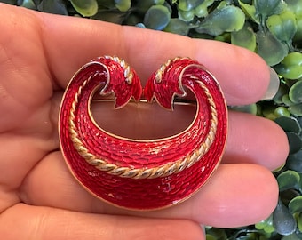 Vintage Jewelry Brooch Signed Crown Trifari Alfred Philipe Red Enamel Gold Tone Pin