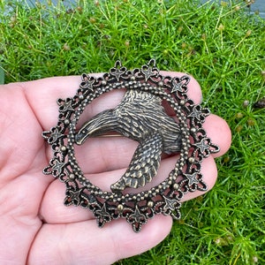 Vintage Eagle Brooch: Ornate Bird Pin