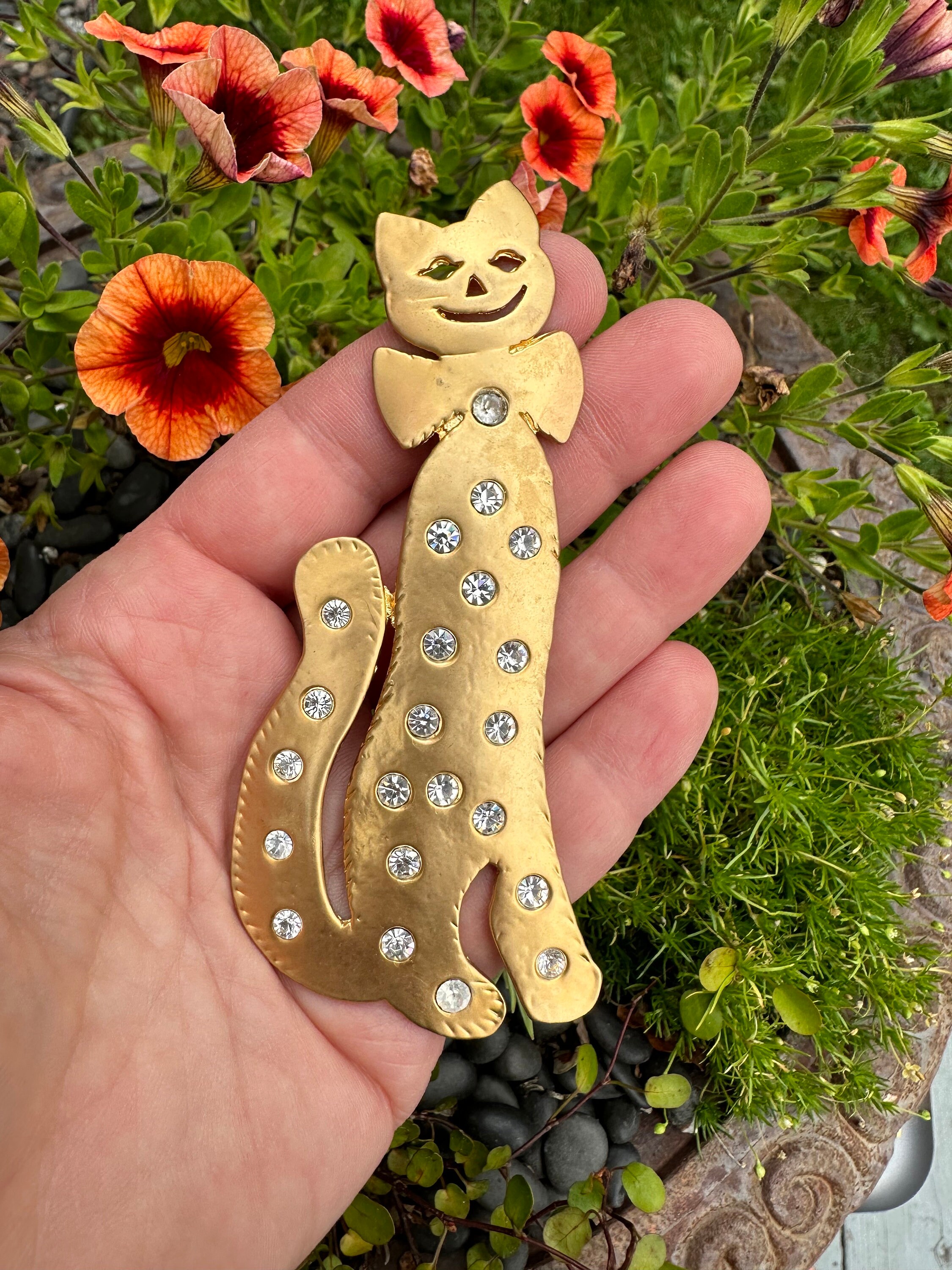 Vintage Jewelry Brooch Adorable Cat Rhinestone Gold Tone Statement Pin ...