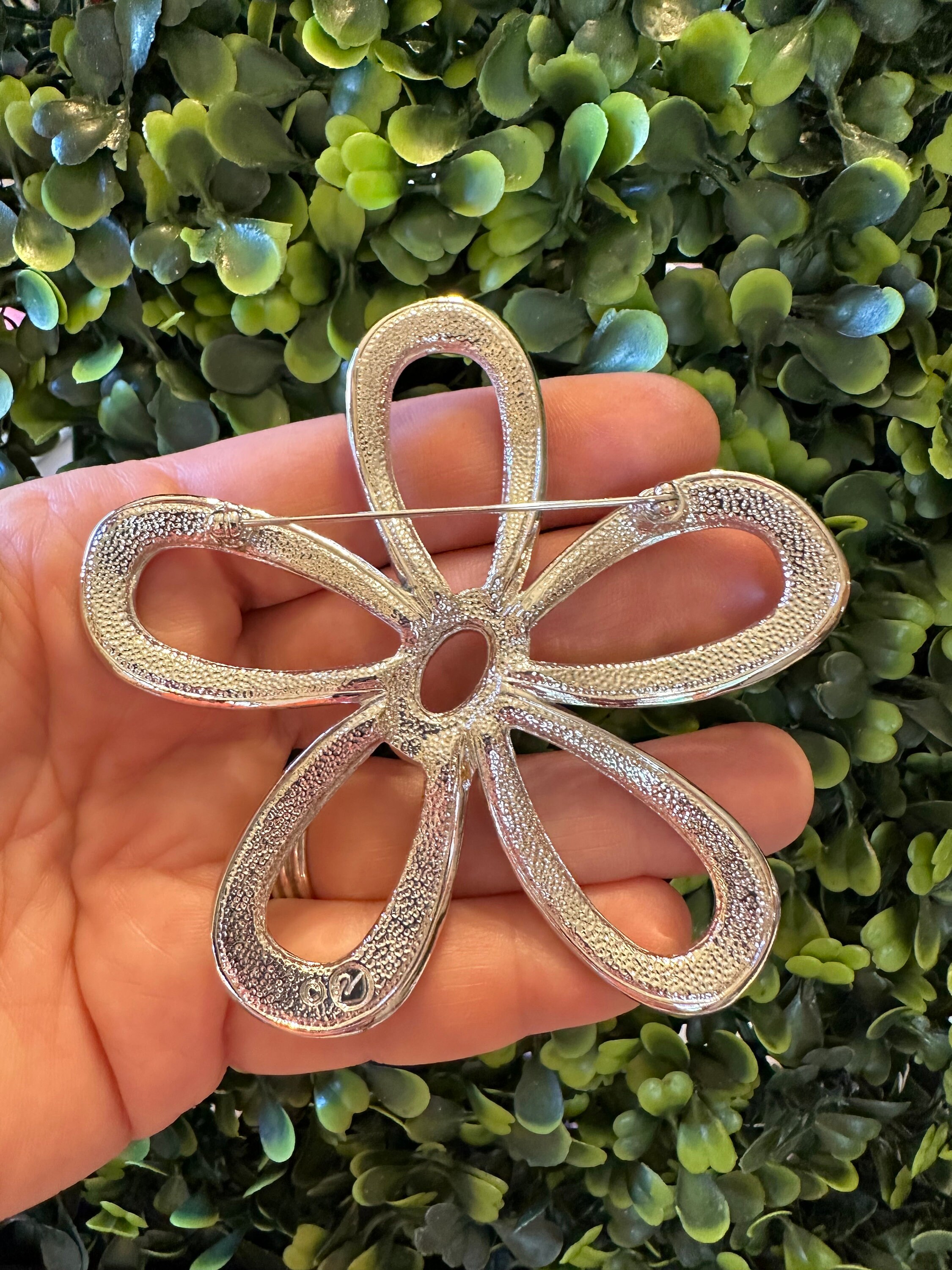 ヴィンテージ スワロフスキー ブローチ：クリスタル デイジー フラワー