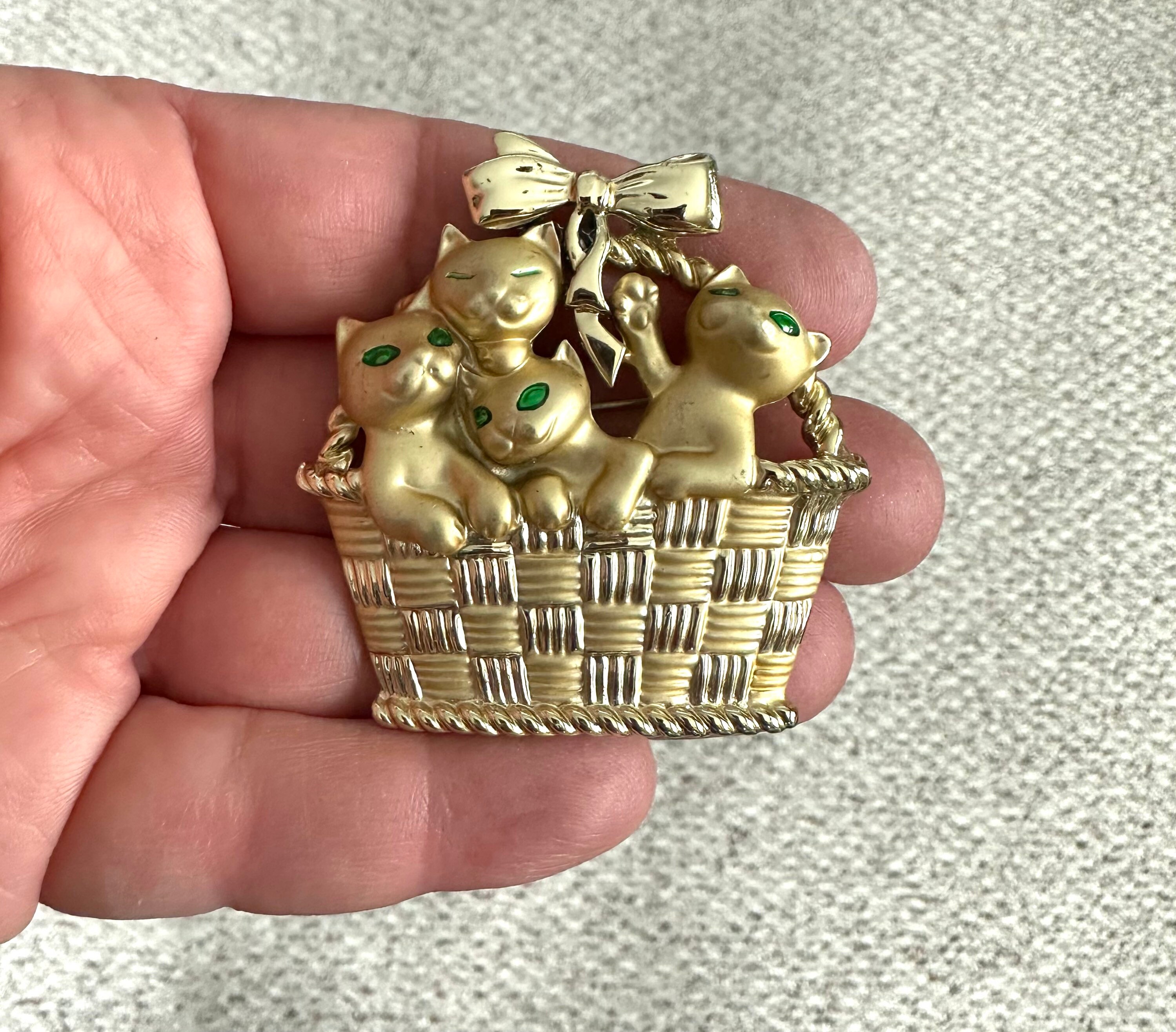 Oajc brooch deals