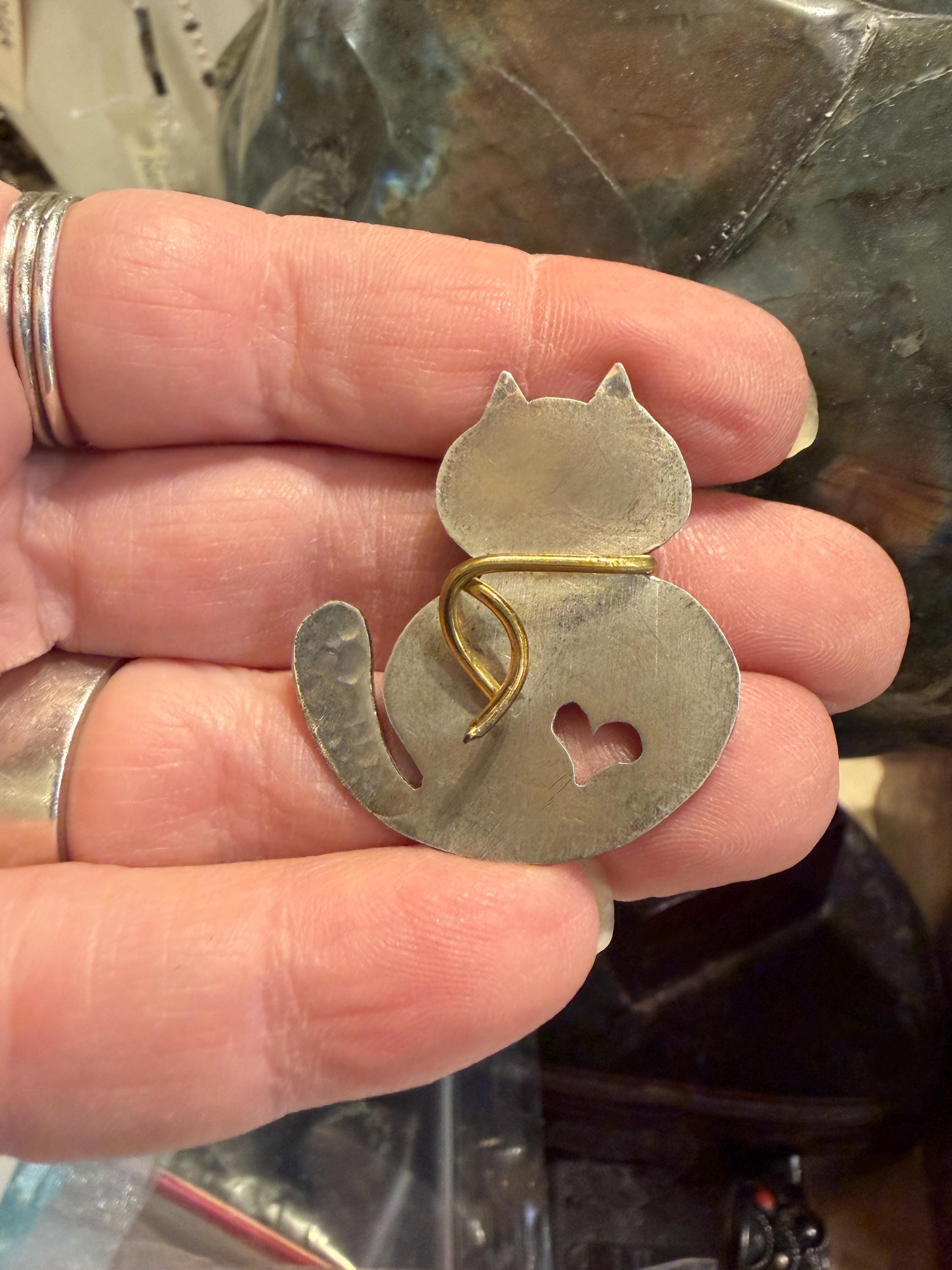 Vintage Jewelry Brooch Adorable Cat With Heart Silver Tone Pin - Etsy