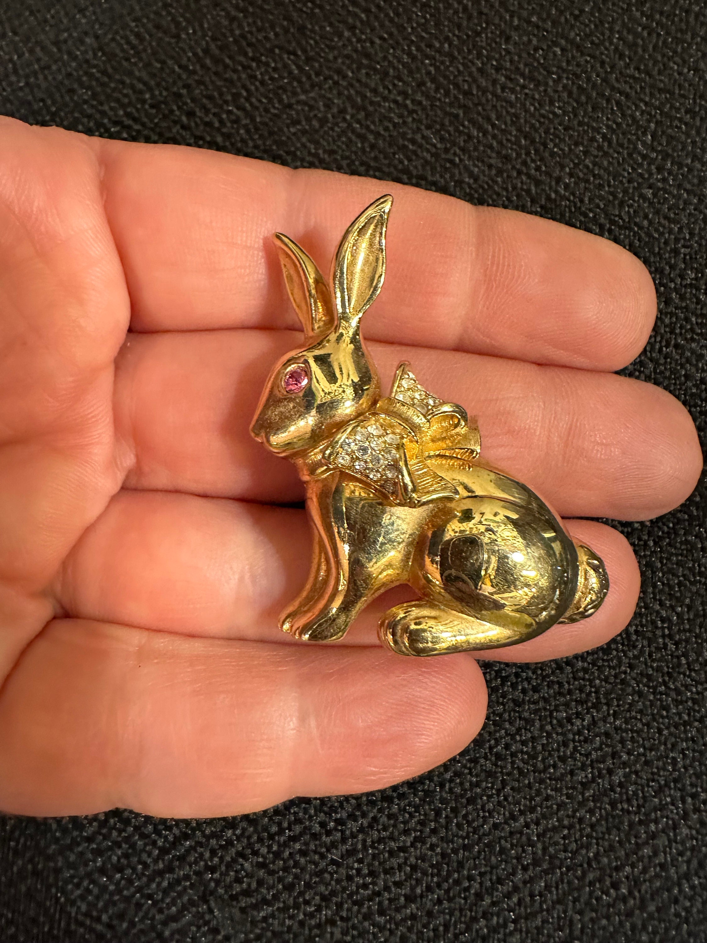 bonbon　HARPO  Rabbit Brooch  ロンハーマン RABBIT PIN, Alice Rabbit Brooch, Handmade Rabbit Jewelry