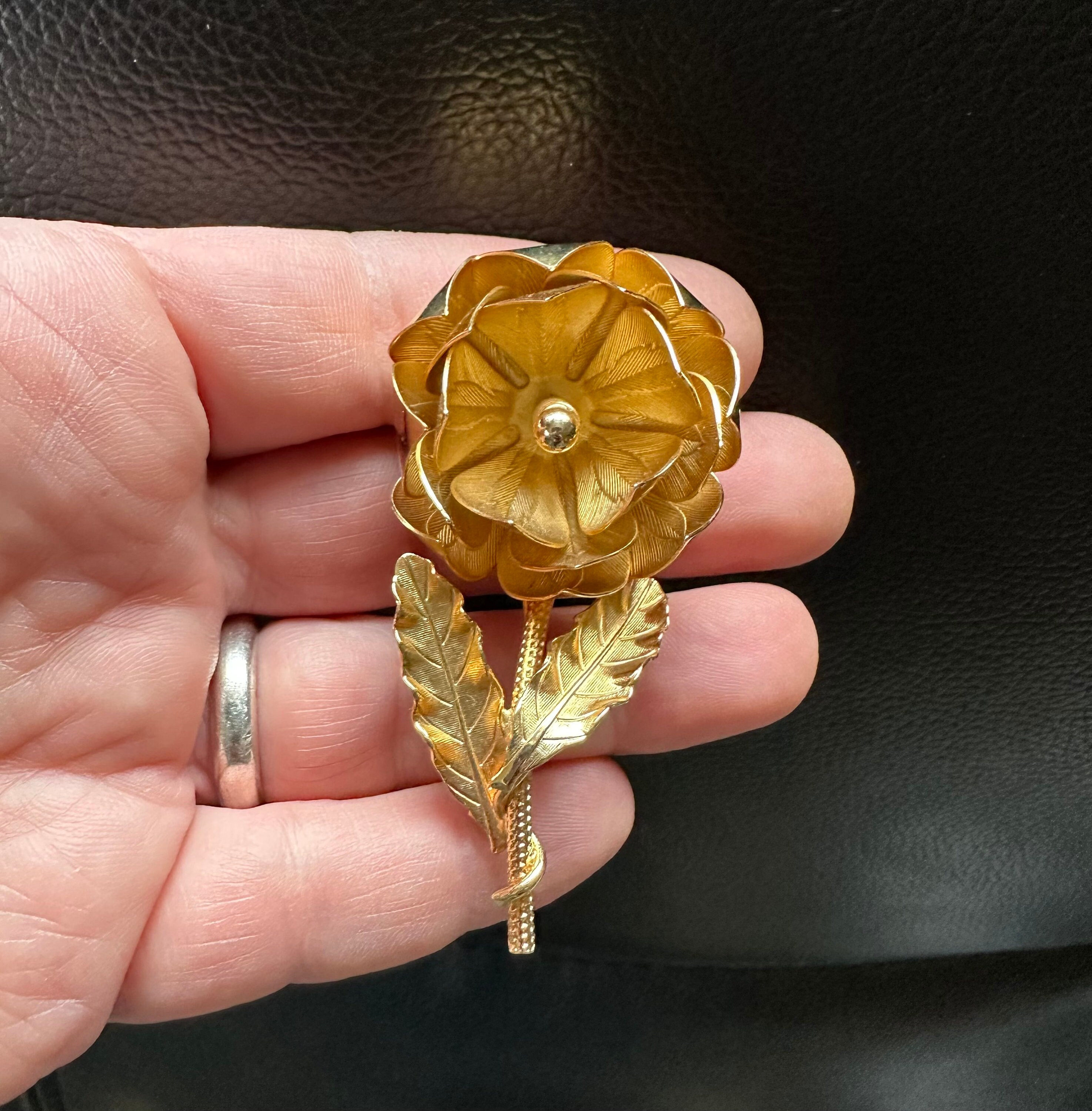 Broche Vintage Fleur Ajourée Doré Blanc Bleu - Neuf Sans Emballage - 5,2cm