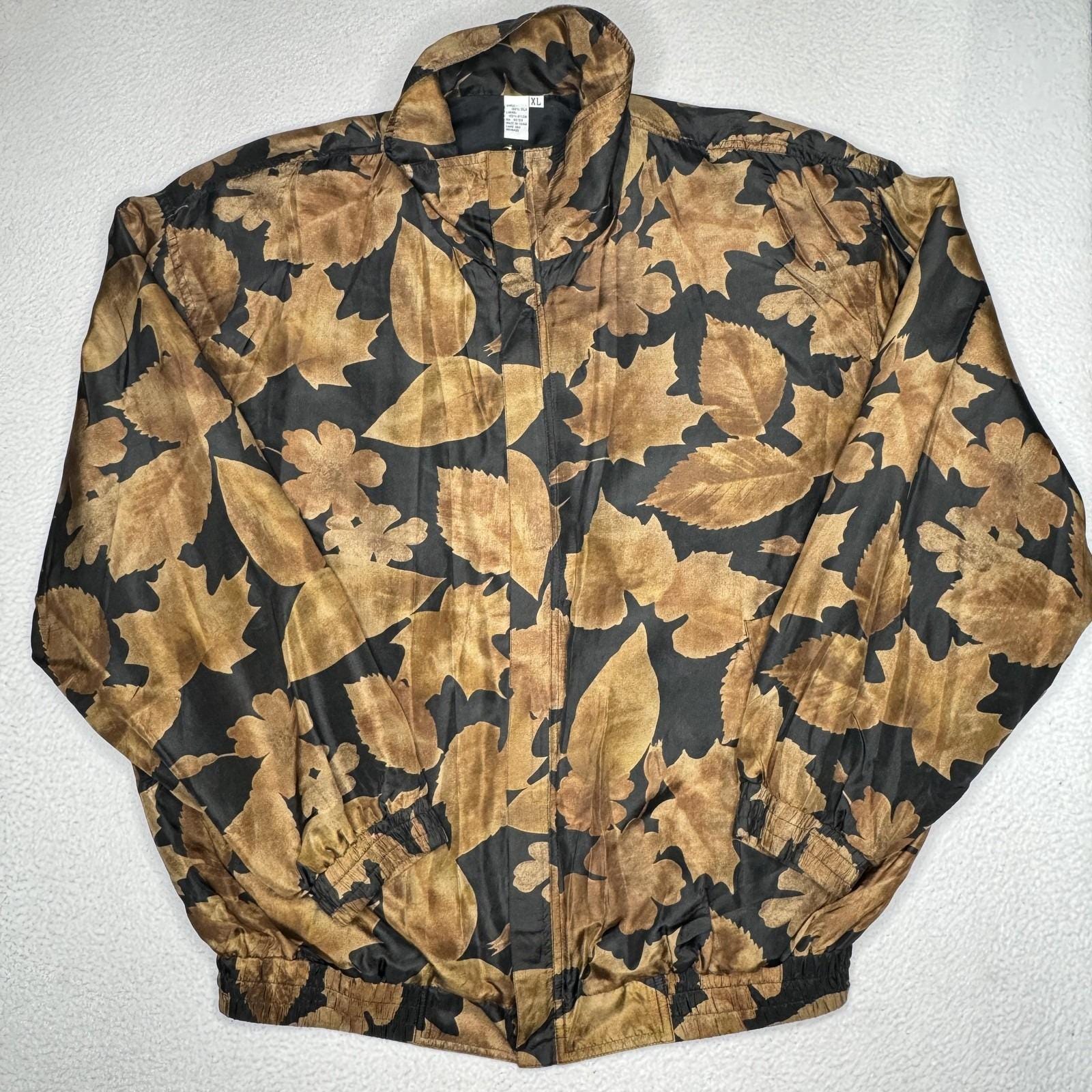 90's「Vintage」COACO Silk Full Zip Blouson COACO Jacket Adult Medium Green Brown Leaves 100% Silk Bomber Fall