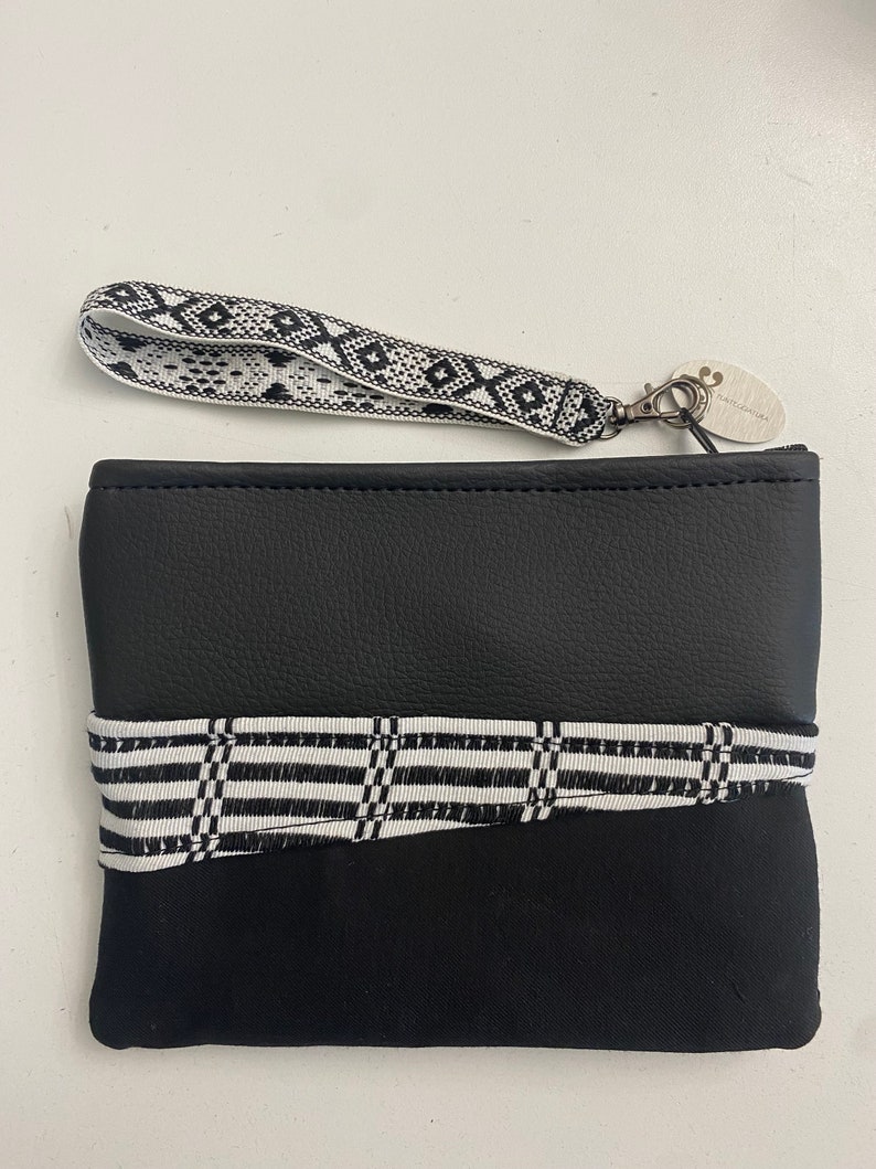 Punto Bag to Carry Everything. Faux Leather Bag. Women's Bag to Carry