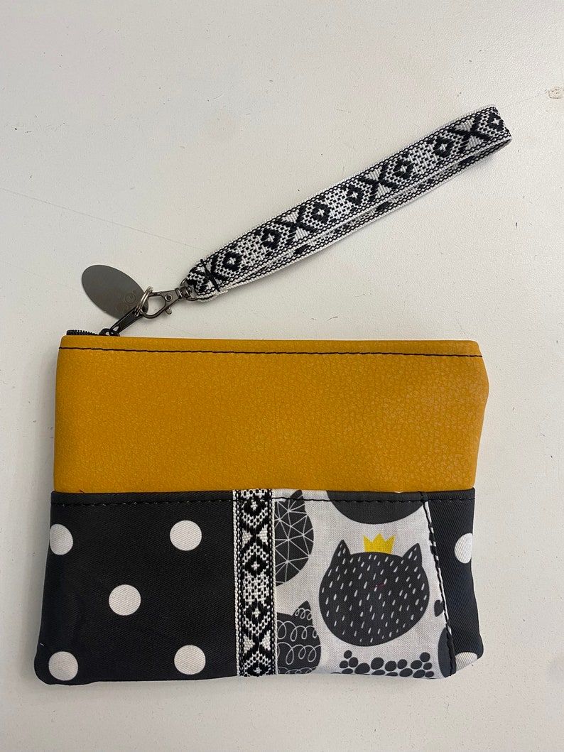 Punto Bag to Carry Everything. Faux Leather Bag. Women's Bag to Carry