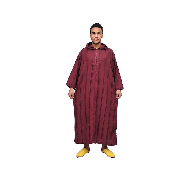 Hombres marroquíes Djellaba Caftán con capucha hecho a mano Borgoña con banda de rodadura bordada a juego Ajuste suelto Diseño étnico Thobe Loungewear africano