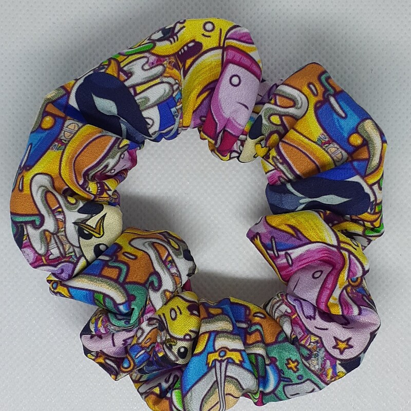 Chouchous Scrunchies Adventure Time – Fait Main – Motifs Variés – Lot