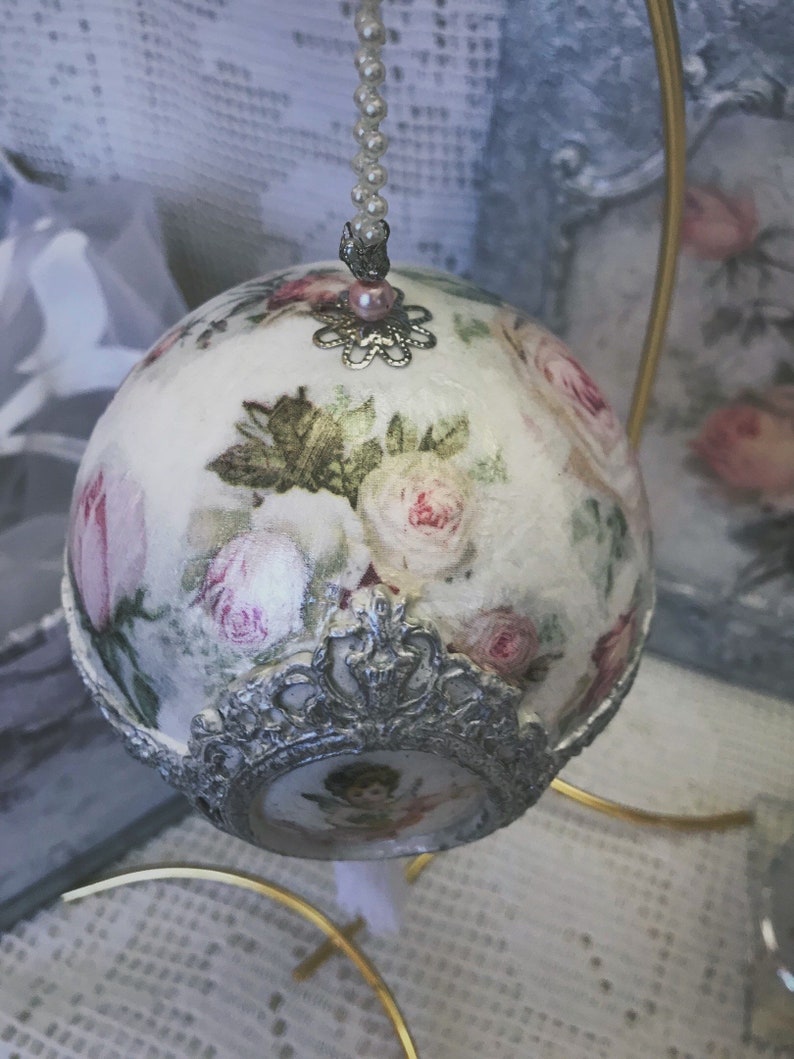 Set of 4 Handmade Christmas Tree Baubles/ Xmas Bulbs Gift Box/ | Etsy