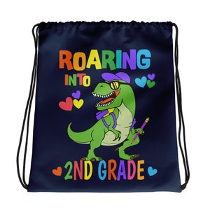 Drôle de dinosaure T-Rex, « rugissant dans la 2e année » Enfants retour à l’école Sac à dos Drawstring