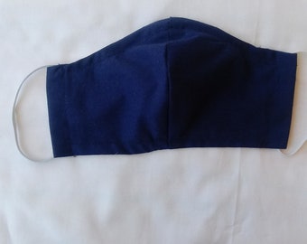 Couverture de masque facial avec boucles d’oreilles élastiques et pièce de nez.  Lavable, confortable.  Marine