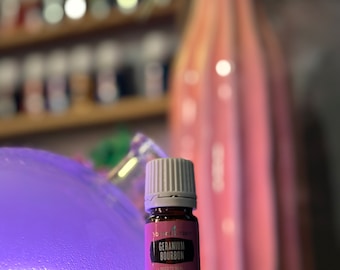 ヤングリビング ブルーサイプレス エッセンシャルオイル 5ml - Etsy 日本