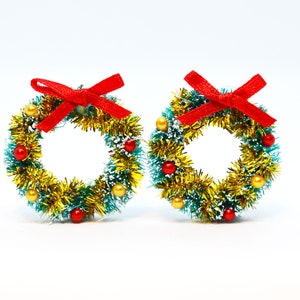 2 x Miniature Small Christmas Wreath Christmas Decoration Presents Santa 1:12 Scale Dolls House