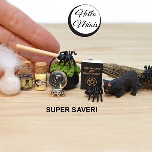 Super Saver! Miniature Halloween Set Cauldron Broom Book Cat Potion Spiders Crystal Ball 1:12 Scale Dolls House Decoration HelloMinis