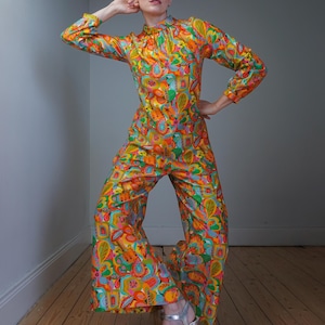 Vintage 1960s PSYCHEDELIC Colorful Cotton Jumpsuit – Wide Leg, Long Sleeve, Bold Print – UK10 / US6 Dopamine rainbow overalls