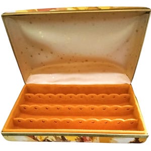 Retro Vinyl Jewelry Travel Case!