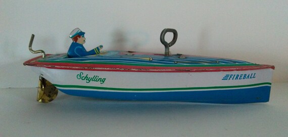 wind up toy boat