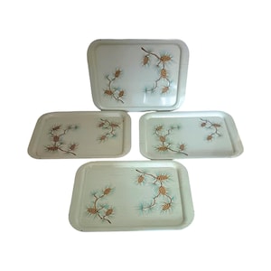 Four 1950&#39;s Pinecone Metal Lap Trays!
