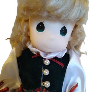 ¡Muñeca &quot;Holly&quot; de Precious Moments, segunda edición, 1995!