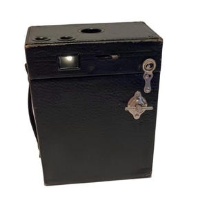 1900&#39;s Eastman Kodak Company No. 2-A Brownie Collectible Camera/Movie or TV Prop!