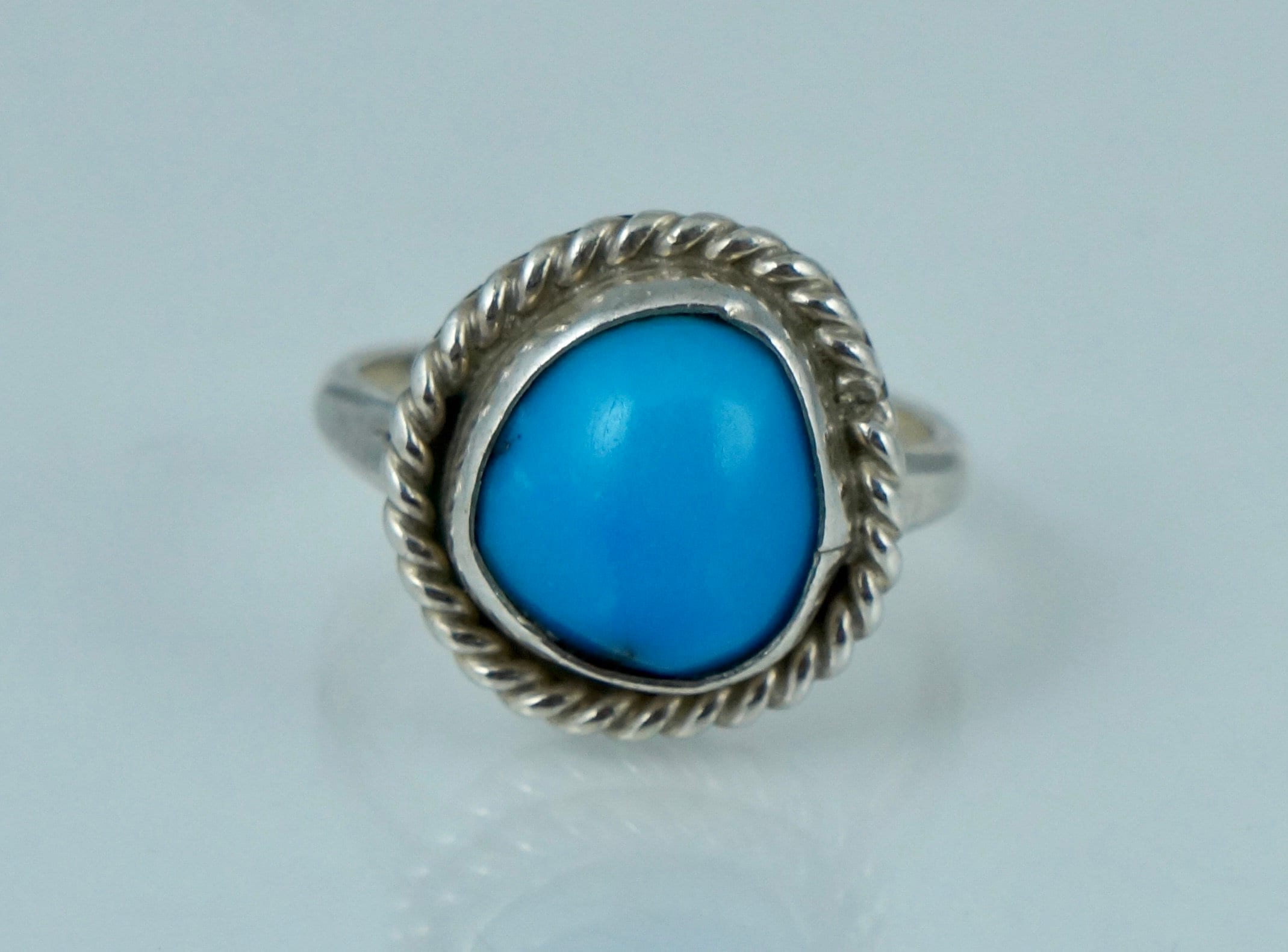 Vintage Native American Sterling Silver Blue Turquoise Ring