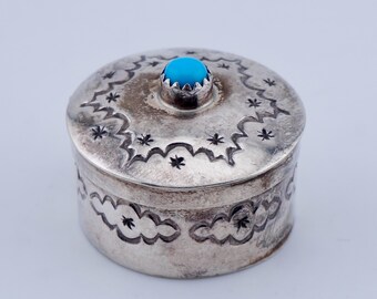 Navajo Wesley Whitman Sterling Native American Silver Pill Box WKW Vintage