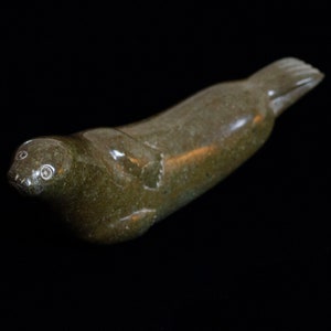 Vintage 1980s Inuit Soapstone Hand Carved Seal