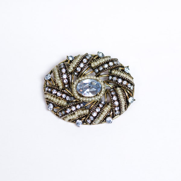 Vintage Hollycraft Copr 1954 Blue Rhinestone Faux Pearl Gold Tone Metal Ornate Brooch Pin