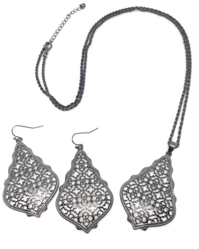 NEW 3D Metal Filigree Set Necklace and Earring Set in 7 Colors