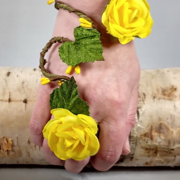 Flower arm/wrist cuff