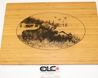 Escena de alce Signo de pared de madera grabada con láser, Placa de madera de arte de vida silvestre, Regalo de caza para él, Signo rústico de madera, Decoración de pared de granja moderna