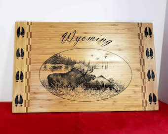 Alce grabado con láser con pistas Signo de pared de madera, Placa de pared de madera personalizada, Signo de nombre personalizado, Signo de madera Est, Decoración estética de granja