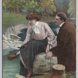 E.L.SERIE 997 Kolorierte Postkarte Romanze und Liebe 799