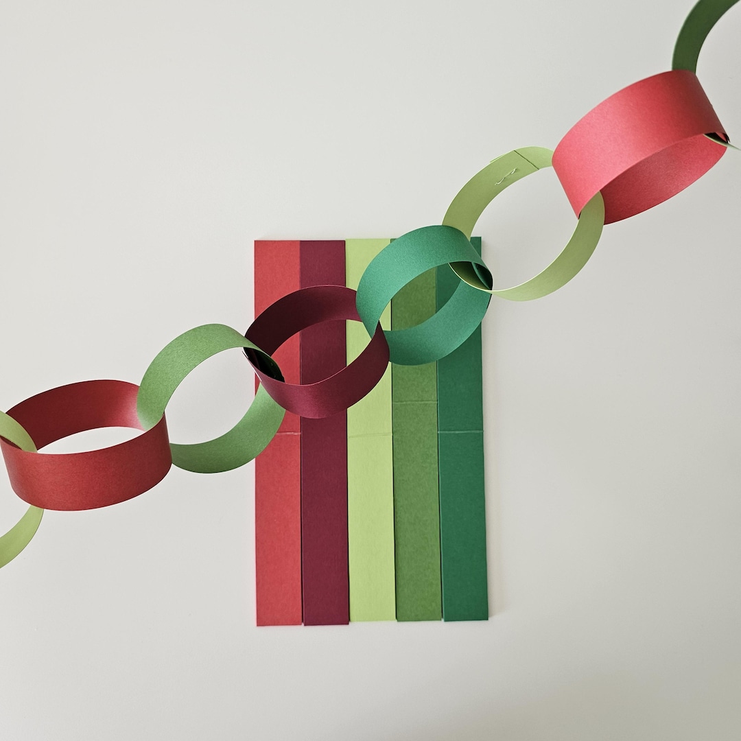 Red and Green Cardstock Paper Chain Kit, 10-foot Christmas Garland - Etsy