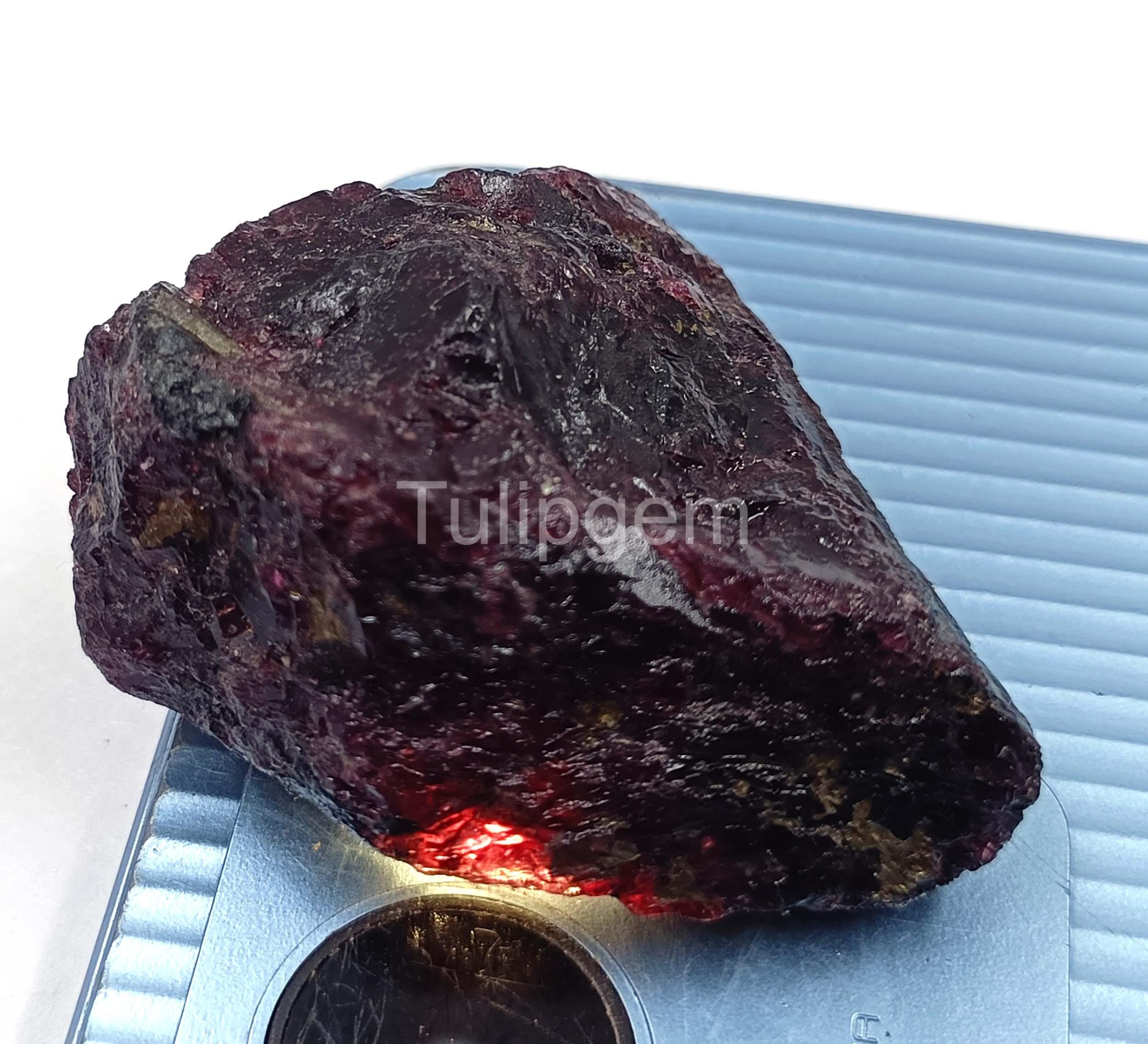 Red Alexandrite 299.5 Ct Certified Natural Uncut Shape Untreated/Unheated From Russia Rough A1 Quality Loose Gemstone 5MMS