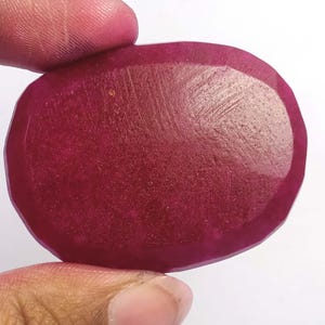 Natural Red Ruby 100.90 Ct Oval Shape IGL Certified Gemstone 6ANY
