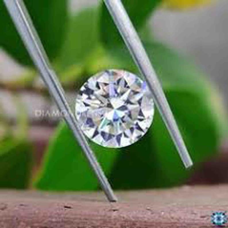 Certified 0.50 Ct Lab Grown Loose cvd Diamond 4mm SI1 DEF Color Lot CVDHPHT