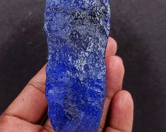 ケニア ガルバトゥラ産の サファイアの原石です。７ｃｔ 天然ブルーサファイア原石 888.00カラット | アフリカ産未加工宝石