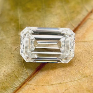 8.2 Carat Lab Grown Diamond Emerald Shape D Color, VVS1 Clarity, IGL Certified Loose Gemstone 6SNM
