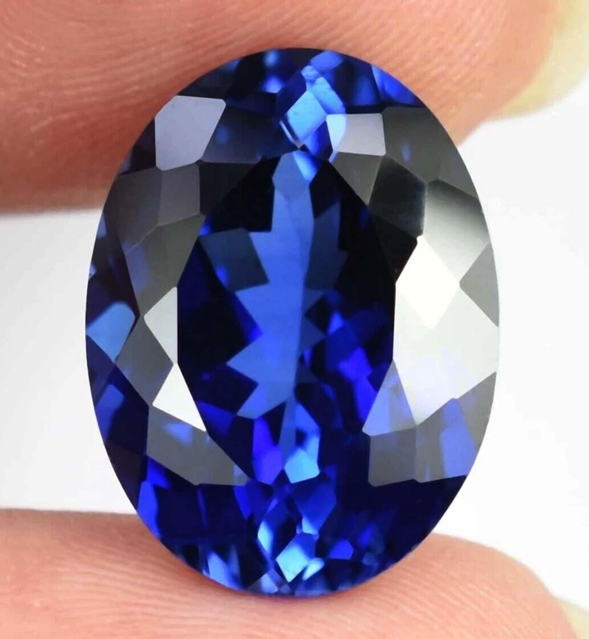 Saphir Bleu Octogonal 40 Carats - Traité à L'huile, Dimensions 22x17x9 Mm